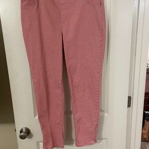 Chico’s So Slimming Ankle Jeans 1.5 Short